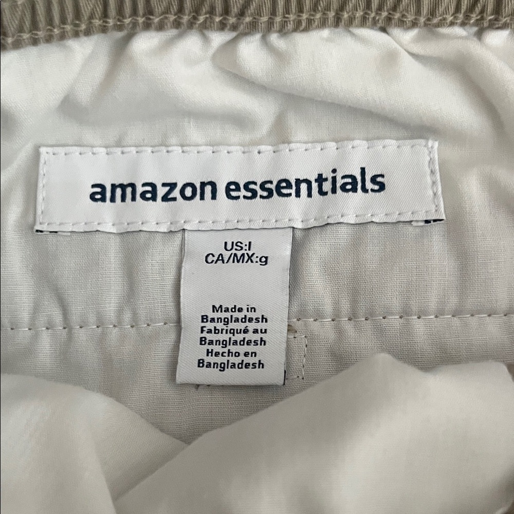 Amazon Essentials Cream Men’s shorts